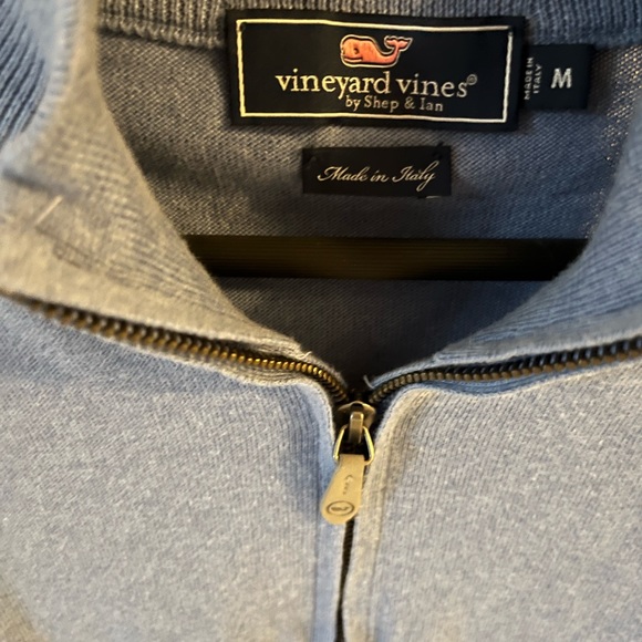 Vineyard Vines Thaxter Medium Jay Blue Lightly Worn - Maybe 2x Sweater. - Picture 2 of 3